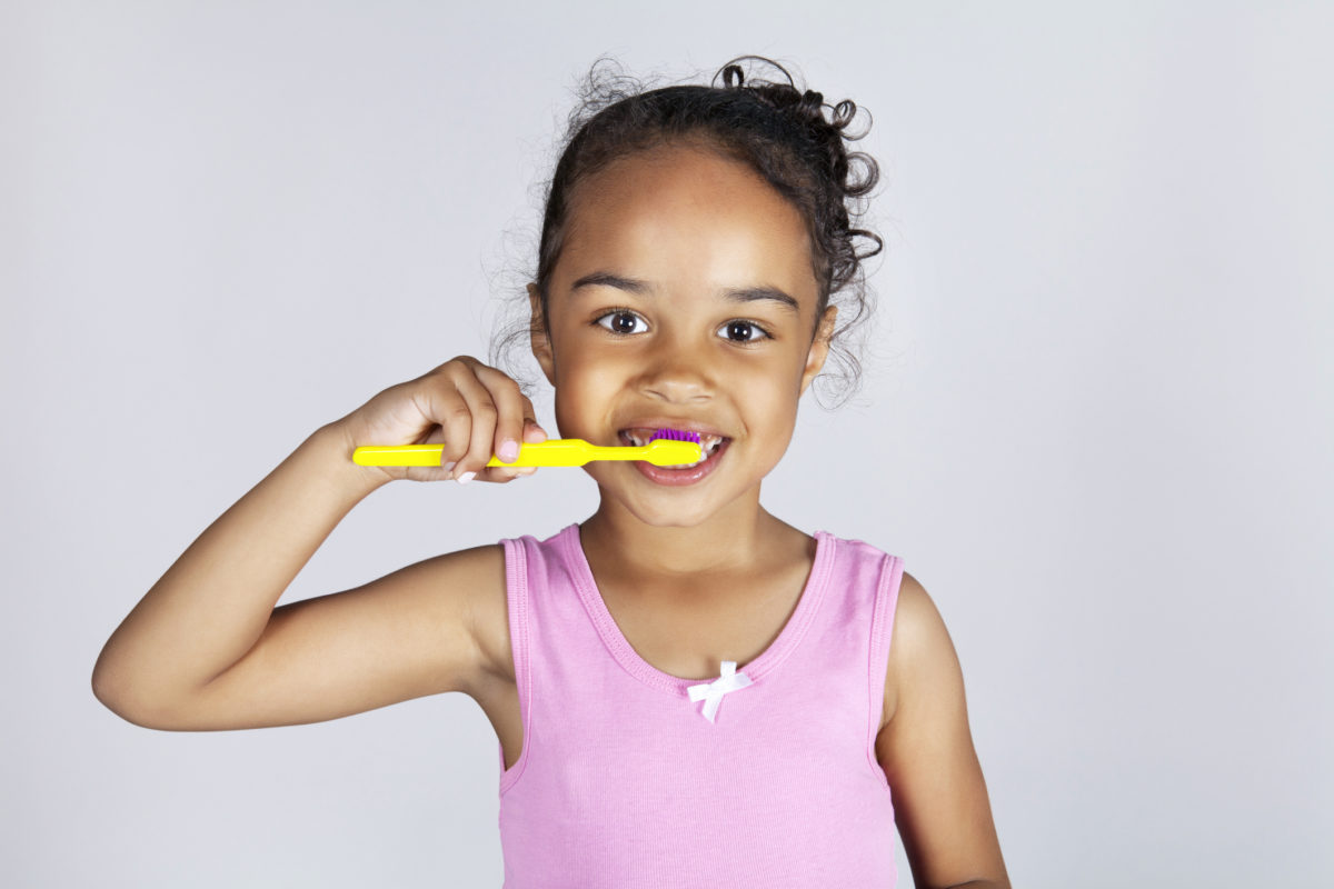 Young girl brushing teeth – Inspire Dentistry – Family Dentist ...